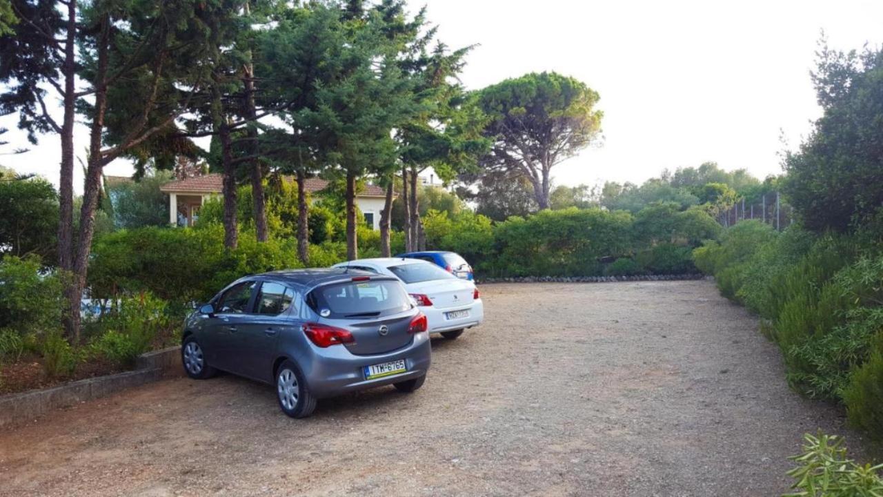 Blue White Apartments - Kefallonia Poolside Retreats Spartia  Exterior foto