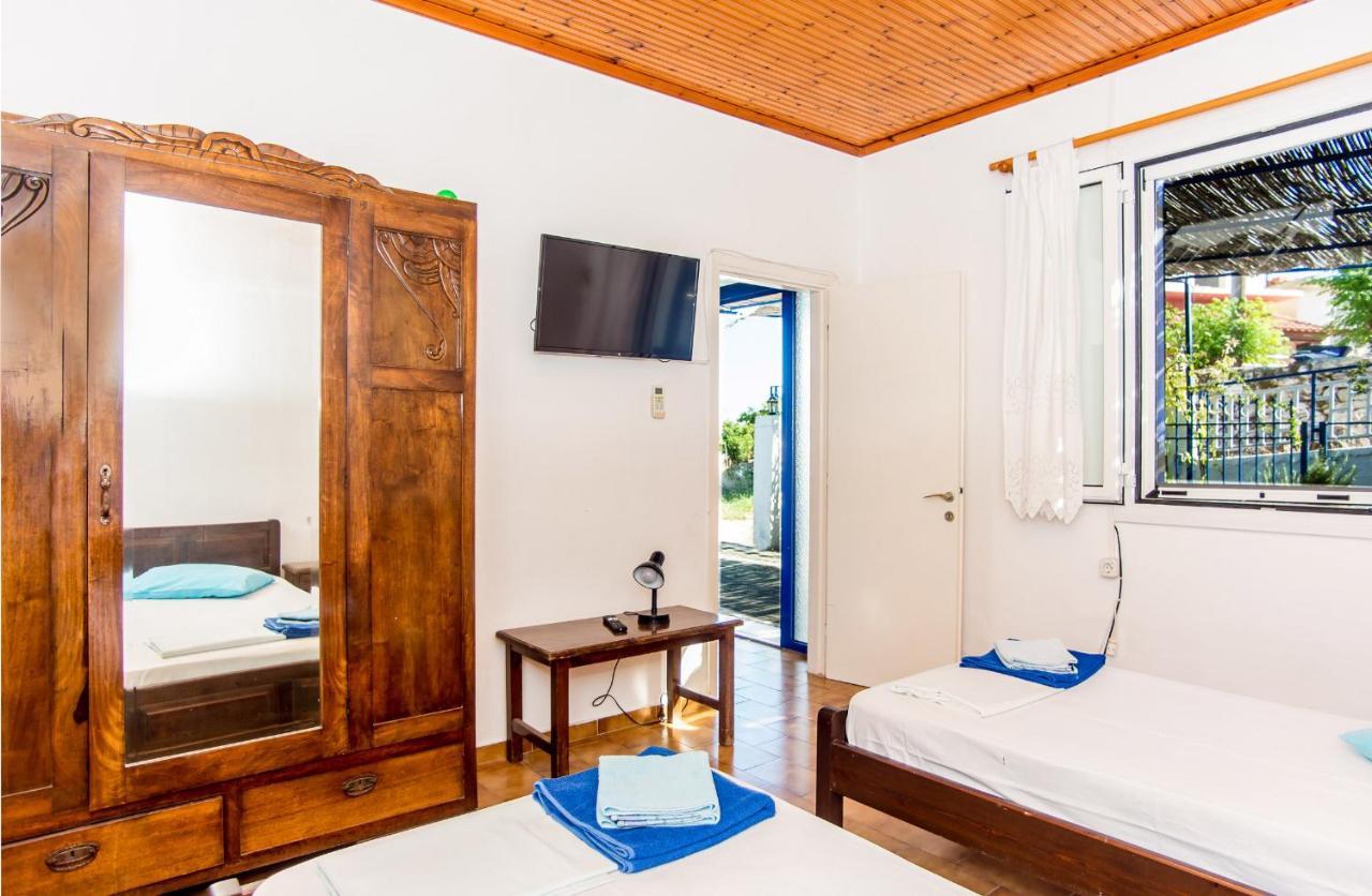 Blue White Apartments - Kefallonia Poolside Retreats Spartia  Exterior foto