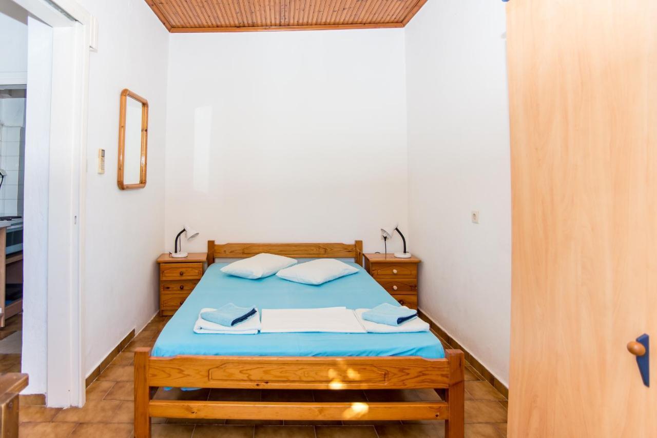 Blue White Apartments - Kefallonia Poolside Retreats Spartia  Exterior foto