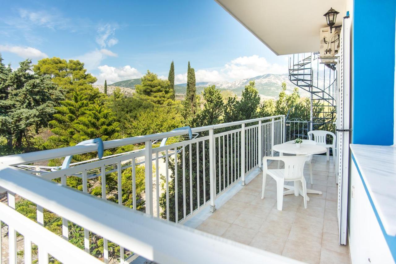 Blue White Apartments - Kefallonia Poolside Retreats Spartia  Exterior foto